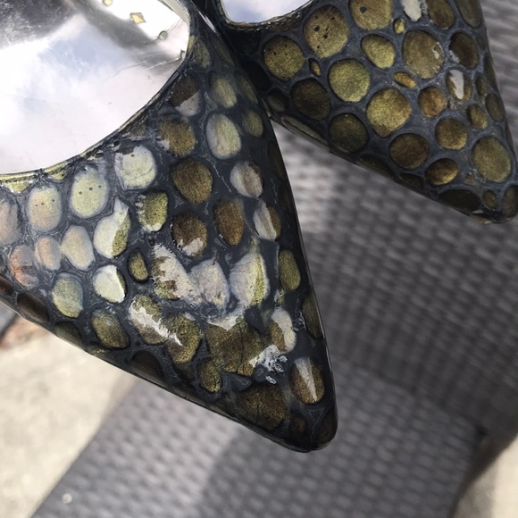 BCBG green patterned heels - Picture 5 of 5